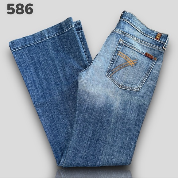 7 For All Mankind Denim - 7FAMK low rise flare jeans Sz. 31   31x33”  NWT